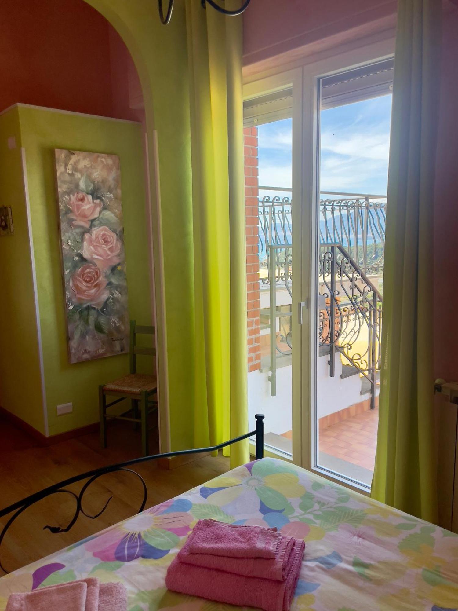 Villa Gaia - Luxury Villa, Pool & Wellness Rooms Bordighera Eksteriør billede