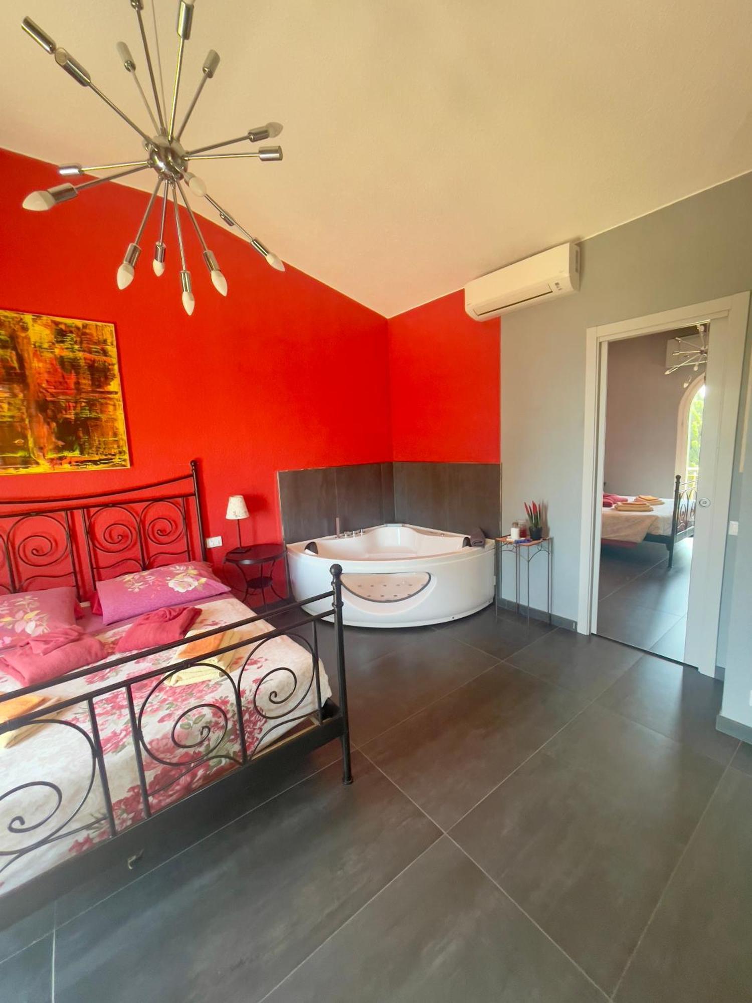 Villa Gaia - Luxury Villa, Pool & Wellness Rooms Bordighera Eksteriør billede